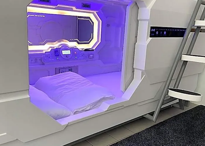 Space Homes - Landstrasse 3*