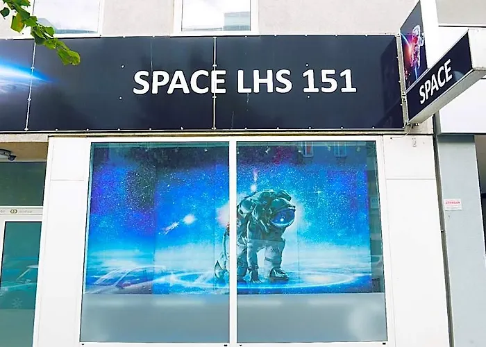 Space Homes - Landstrasse فندق